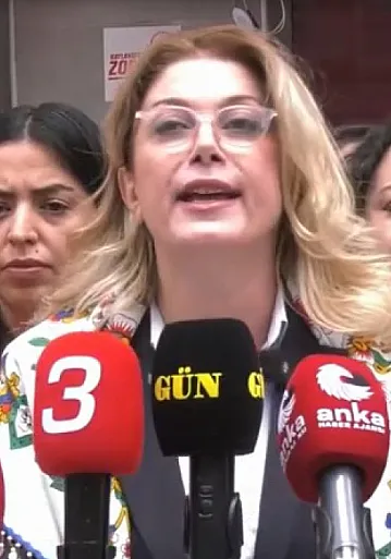 CHP Kadın Kolları Genel Başkanı Kaya'dan Köksal'a: Biz Seni O Zaman Aslan Zannediyorduk