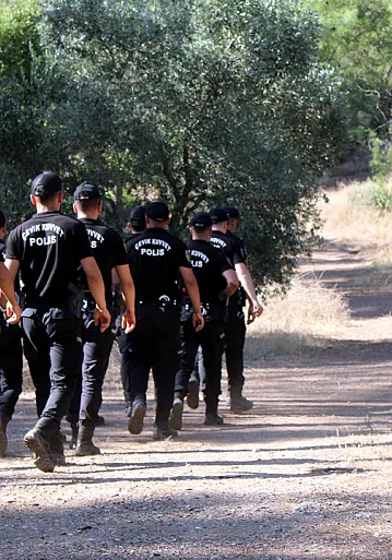 Firari FETÖ'cü Karatepe'nin Gösterdiği Yerler Didik Didik Aranıyor