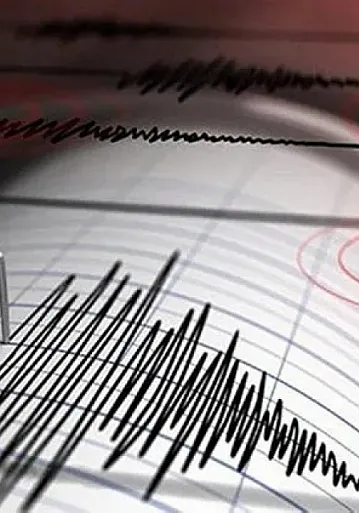 İzmir'de 11 İlçe Diri Fayların Üzerinde: Nüfusun Yüzde 44'ü Riskli Bölgelerde