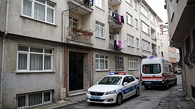 16 Yaşındaki Kızı Annesini Evde Hareketsiz Buldu