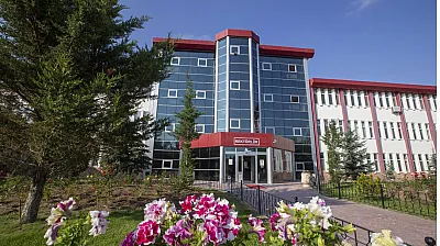 AFSÜ'de Rektör Kim Olacak?