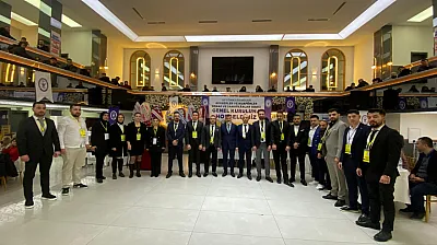 Afyon'da Berberler Ve Kuaförler Odasına Uygur Tek Başına Aday