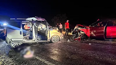 Afyon'da Feci Kaza! 2 Ölü, 4 Yaralı