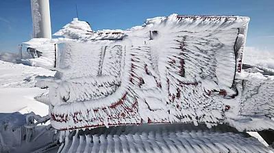 Afyon'da Kar Engeli: İş Makineleri Devreye Girdi