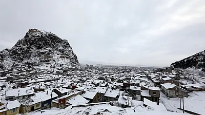 Afyon'da Kar, Geçerken Uğrayacak