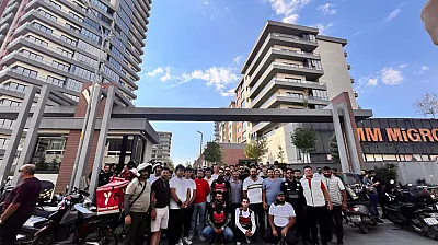 Afyon'da Kuryelerden Trio Vista Yönetimine Tepki Onlarca Kurye Basın Açıklamasında Buluştu
