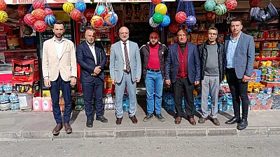 Afyon'da Mahalle Bakkallarında Borçlar Silindi, Yüzler Güldü