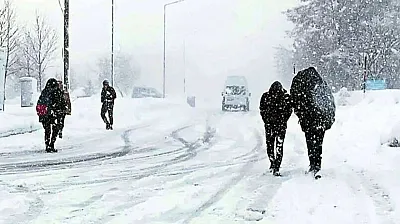 Afyon'un O İlçeleri ve Beldelerinde Okullar Bugün Tatil