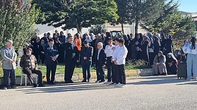 Afyon ve Uşak'tan Umreye Gidenler Yurda Döndü