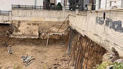 Afyonkarahisar'da Görenleri Hayrete Düşüren Güvenlik Önlemi