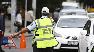 Araçlarda Bulundurulması Gereken Aletlerle İlgili Bakanlık Açıklama Yaptı