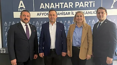 Belediye Meclis Üyeleri, Anahtar Parti'ye Katıldı