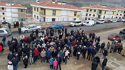 Boyalar Kabardı, Parkeler Şişti, Sular Kesik!