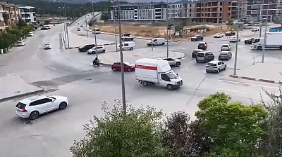 Bu Kavşak Çözüm Bekliyor