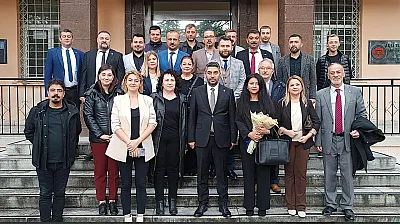 CHP'deki 17 Yöneticinin 12'si YÜNTAŞ'tan