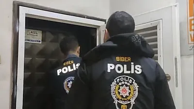 Devlet Büyüklerini Kullanarak Sahte Reklam Yaptılar, Yakalandılar
