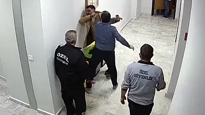 Hastane Müdürü Hastane Personelini Böyle Dövdü