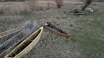 Kayıklar Suya Oturdu