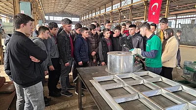 Öğrenciler 'Fabrika Yapan Fabrika'ya Hayran Kaldı