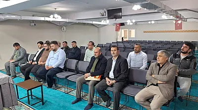 Okullarda Görevli Hocalarla İstişare Toplantısı Yapıldı