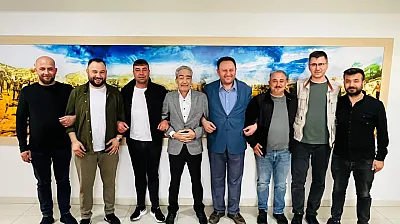 Sinanpaşa'dan Başkan Üstün'e Açık Destek