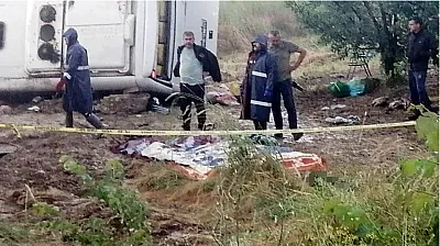 Tur Minibüsü Şarampole Uçtu: 4 Ölü, 16 Yaralı