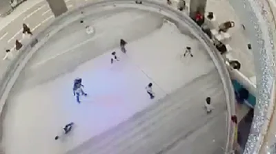 Video Kaydıyla Ortaya Çıktı: Vatandaşlar AVM'ye 'Vicdanınız Sızlamadı mı?' Diye Seslendi