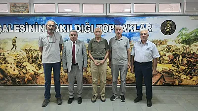Zafer Yürüyüşünü Başlatan Vali Şuhut'ta