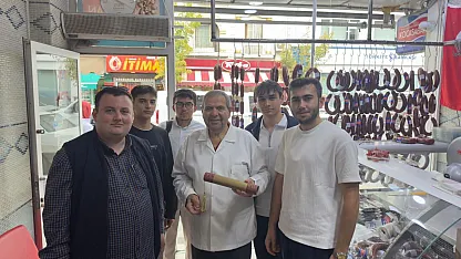 Afyon'da Gençlerden Esnafa Sürpriz!