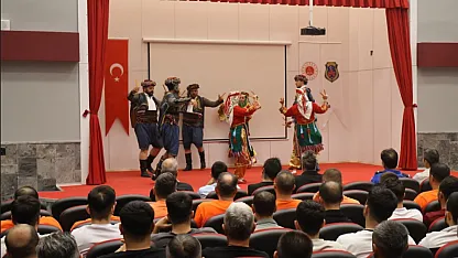 Hükümlü ve Tutuklular Yöresel Gösteriyle Moral Buldu