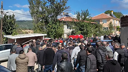 Soma Maden Faciasında Acı Veda: Hayatını Kaybeden Olcay, Gediz'de Son Yolculuğuna Uğurlandı