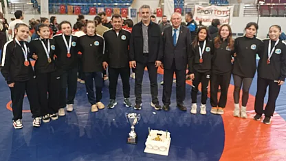 Taşoluk Belediye Spor Kulübü Afyon'u Gururlandırdı