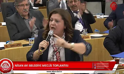 Sinirlendi Ve İtiraf Etti