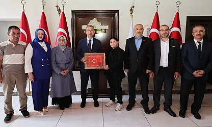 Vali Aktaş, Şehit Ailesi Ve Gazi İle Yakından İlgilendi