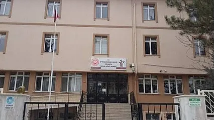 990 TON TORBA KÖMÜRÜN HER HANEYE 500 KG – 2000 KG ARASINDA 900 HANEYE (+/- ) DAĞITILMAK ÜZERE TAHSİS EDİLEN TORBA KÖMÜRLERİN DEPOLANMASI, DAĞITILMASI, YÜKLEME, BOŞALTMA, İSTİFLEME, KORUMA GÖZETİM VE SAYIM İŞLERİNE YÖNELİK HİZMET ALIMI