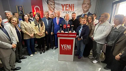 Adaylığını Açıklayan Karadeniz'den Burcu Köksal'a Zehir Zemberek Sözler