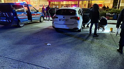 Afyon'da 5 gündür Park Halindeki Araçtan Ceset Çıktı