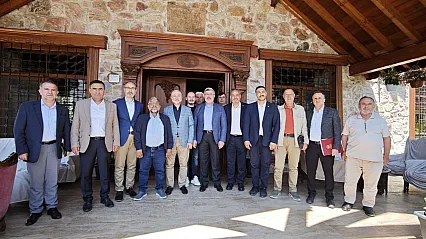 Afyon'da Dev Dönüşüm Başlıyor: Tarımdan Sağlığa Yeni Hamleler