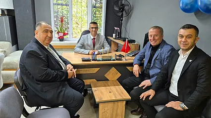 Afyon'da İYİ Parti Ve Yeniden Refah, Aynı Karede