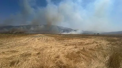 Afyonkarahisar'da Göl İçinde Yangın!