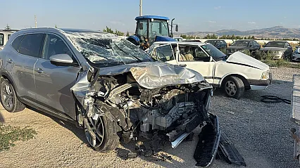 Afyonkarahisar'da Trafik Kazası: 1 Ölü 7 Yaralı