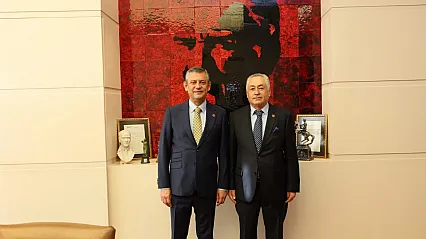 Afyonkarahisar Siyasetinde Hareketlilik: CHP'den Toplu İstifa