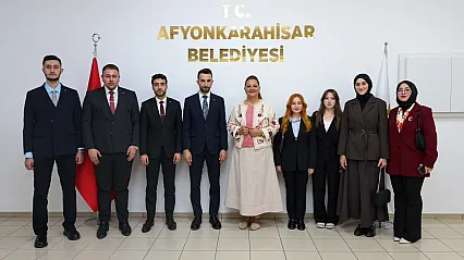 AK Gençlik Burcu Köksal'ın Yanında