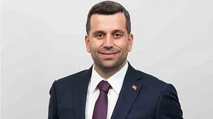 Ataşehir Belediyesi AK Parti'ye Geçti: Serdar Orhan Başkanvekili Seçildi