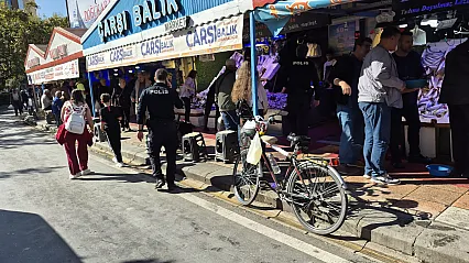 Baba-Oğul Kavgası Kanlı Bitti: 3 Kişi Bıçaklandı