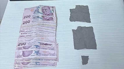 Dinar Polisi Sokak Satıcılarına Göz Açtırmıyor