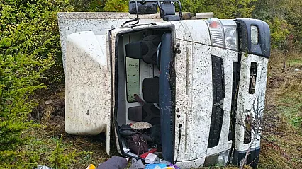 Direksiyon Hâkimiyetini Kaybeden Sürücü Kaza Yaptı: 2 Yaralı