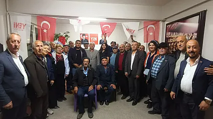 Hasan Karadeniz Çobanlar ve Bolvadin'de Üyelerle Buluştu