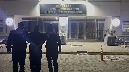 Hırsızlıktan Aranan Firari Şahıs Polisten Kaçamadı
