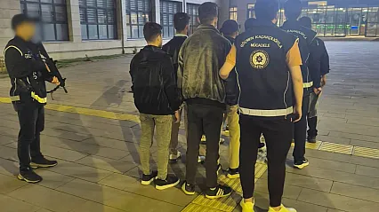 İscehisar'da Yakalanan Kaçak Göçmenler Sınır Dışı Edildi